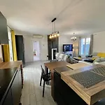 Charmante Et Accueillante Maison *