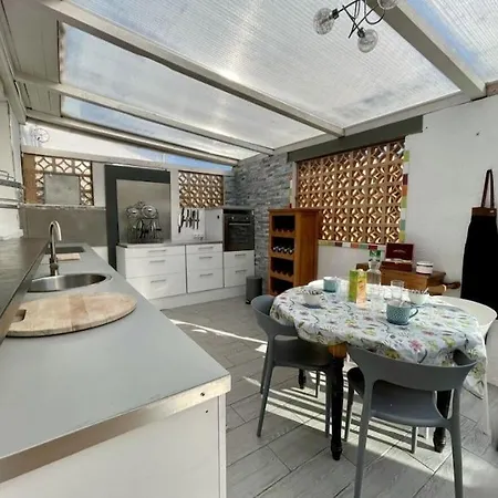 Charmante Et Accueillante Maison *