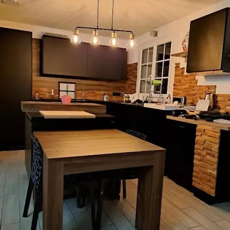 Semesterbostad Charmante Et Accueillante Maison