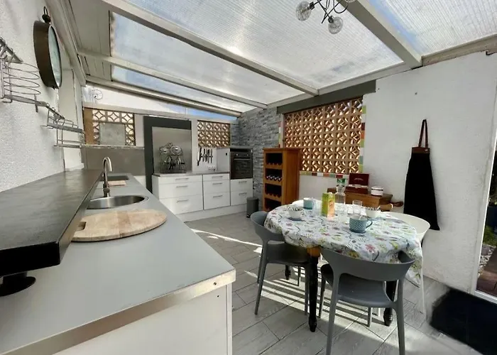 Charmante Et Accueillante Maison *